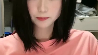 CELEBRATES风韵犹存极品少妇，性欲强劲从沙发操到床上